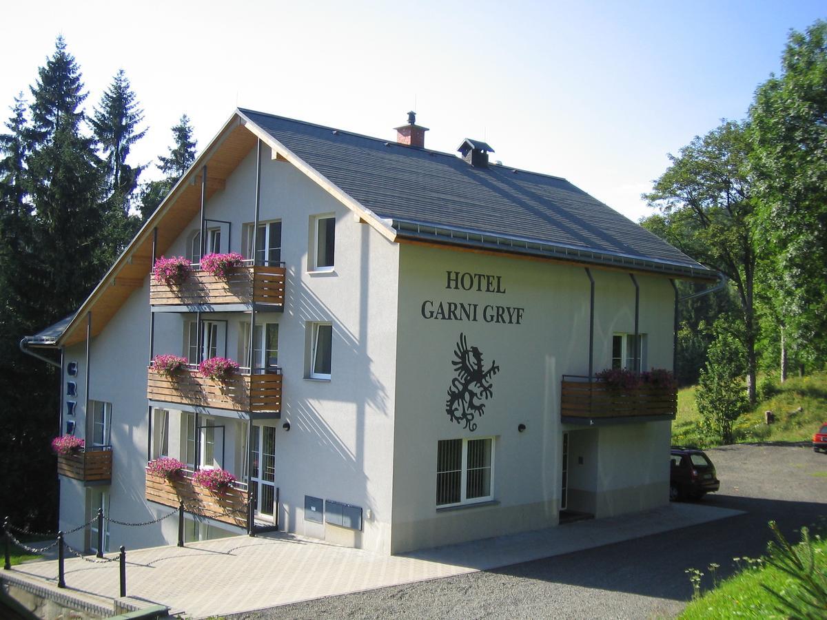 Gryf Harrachov